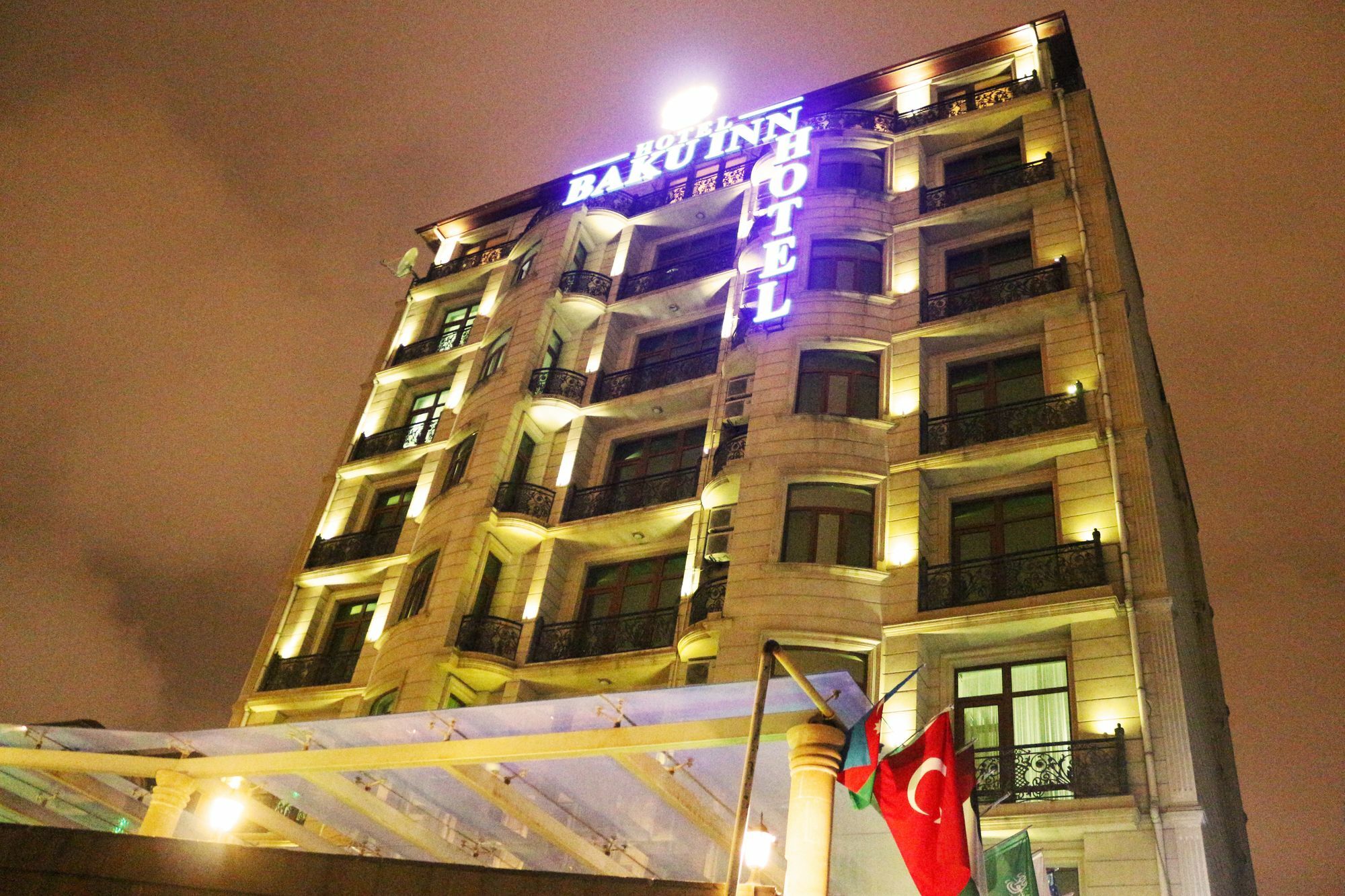 Baku Inn Hotel ภายนอก รูปภาพ